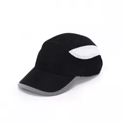 Кепка зі світловідбивачем з логотипом